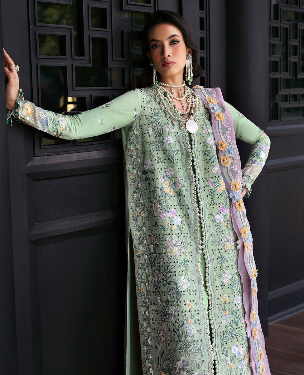 Republic Womenswear | Kalani Eid Luxury Lawn 25 | D1-B - Zehra
