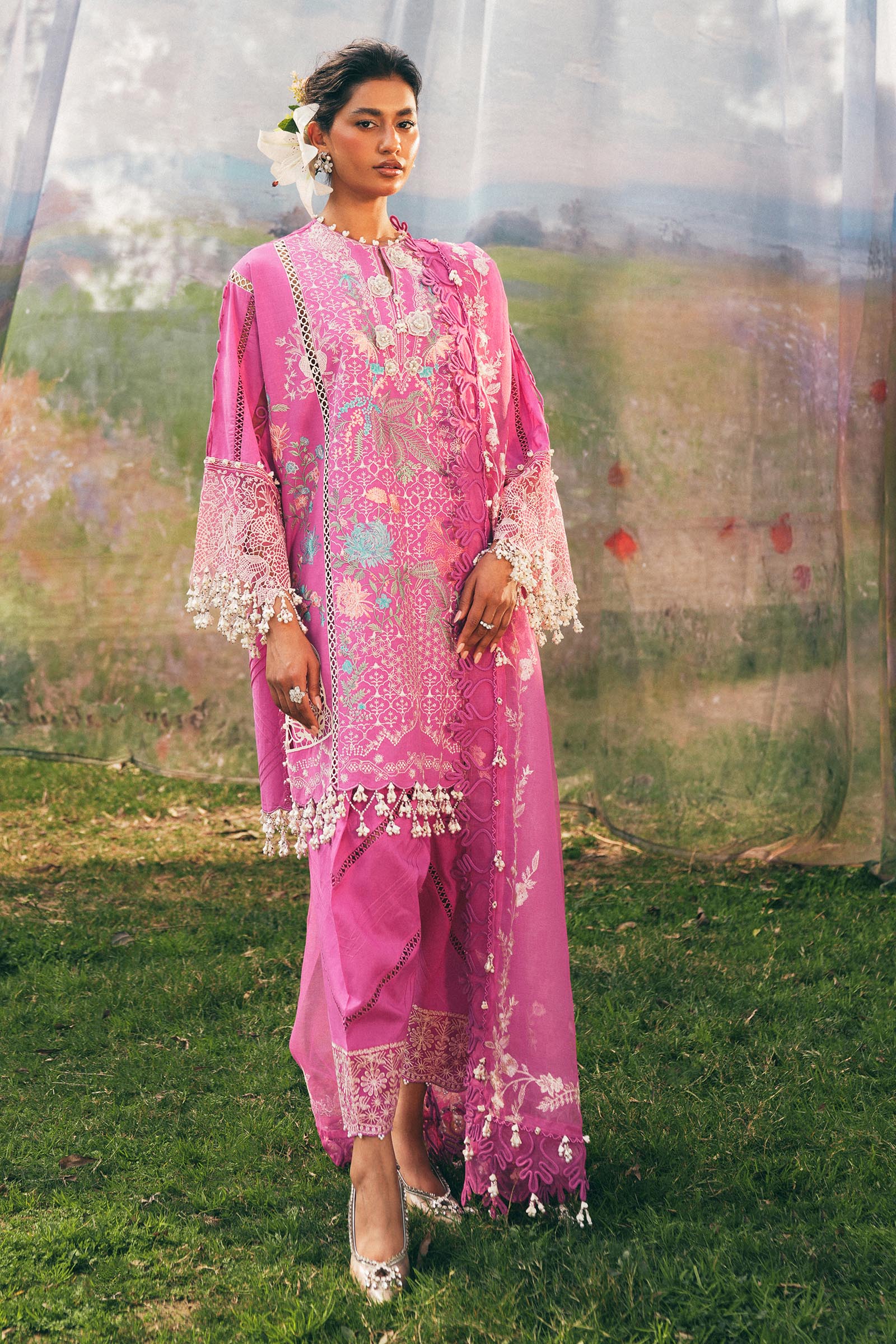 Sana Safinaz - Luxury Lawn Collection 2025 - 005A