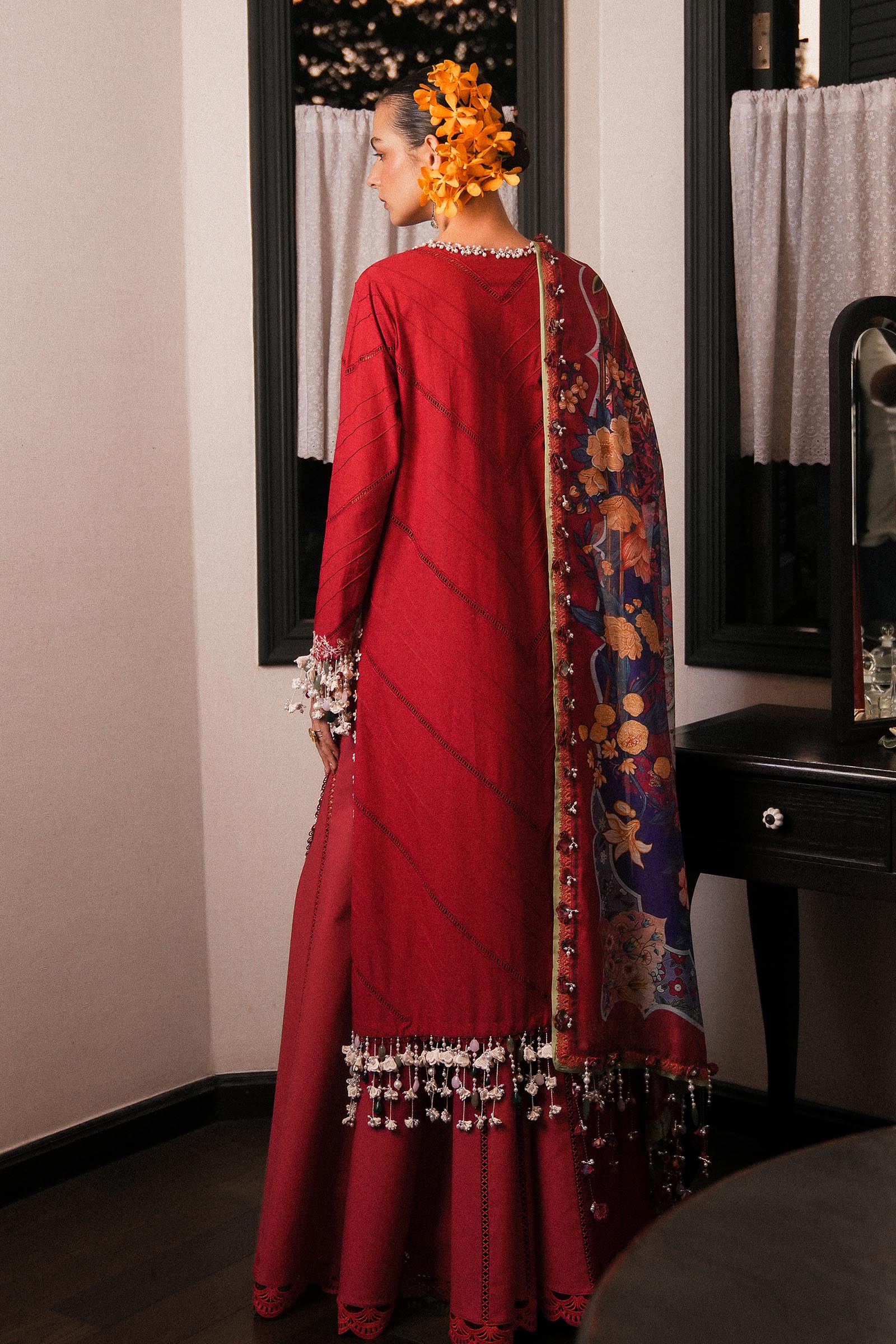 Sana Safinaz - Luxury Lawn Collection 2025 - 009A