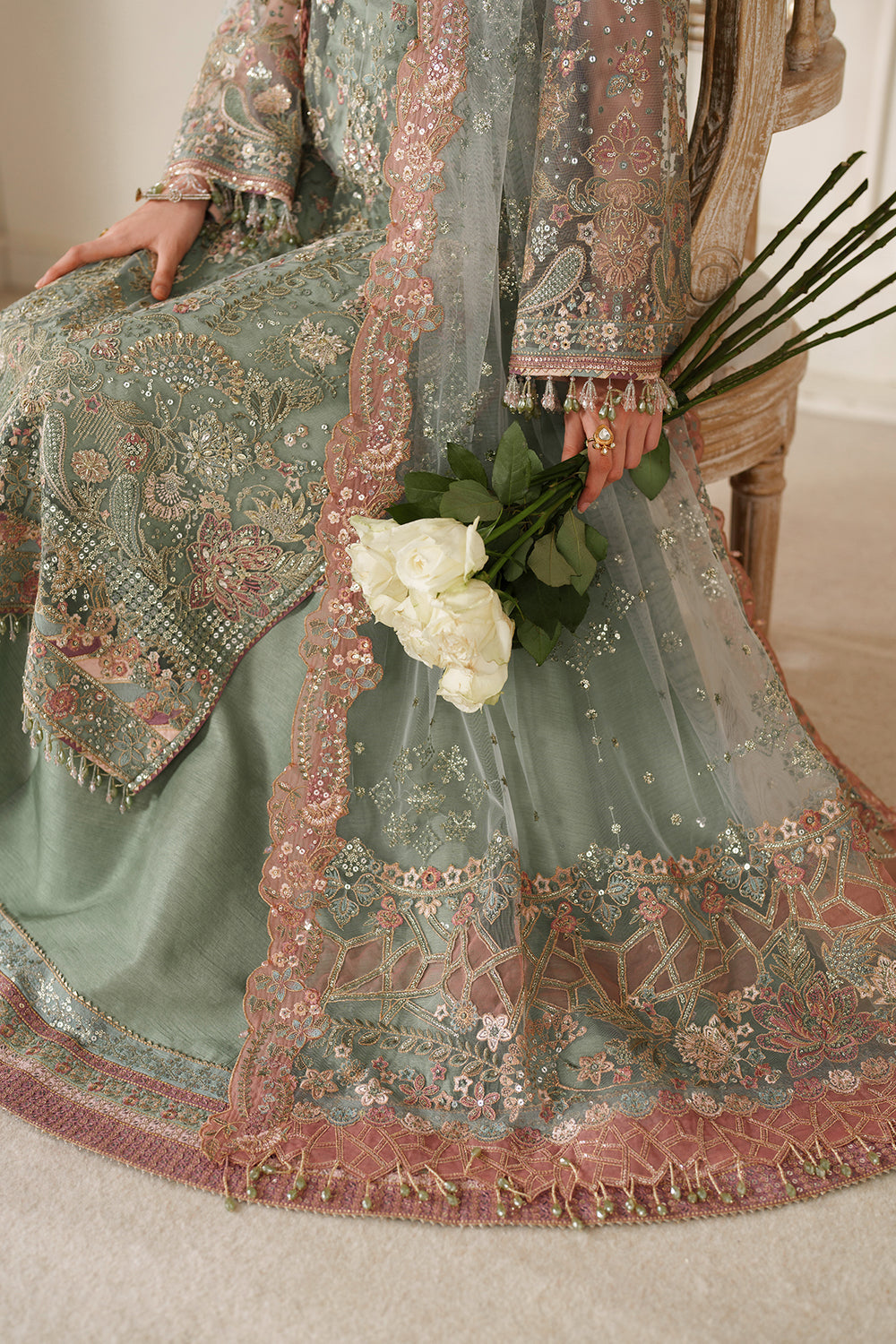 EMBROIDERED NET CH14-06