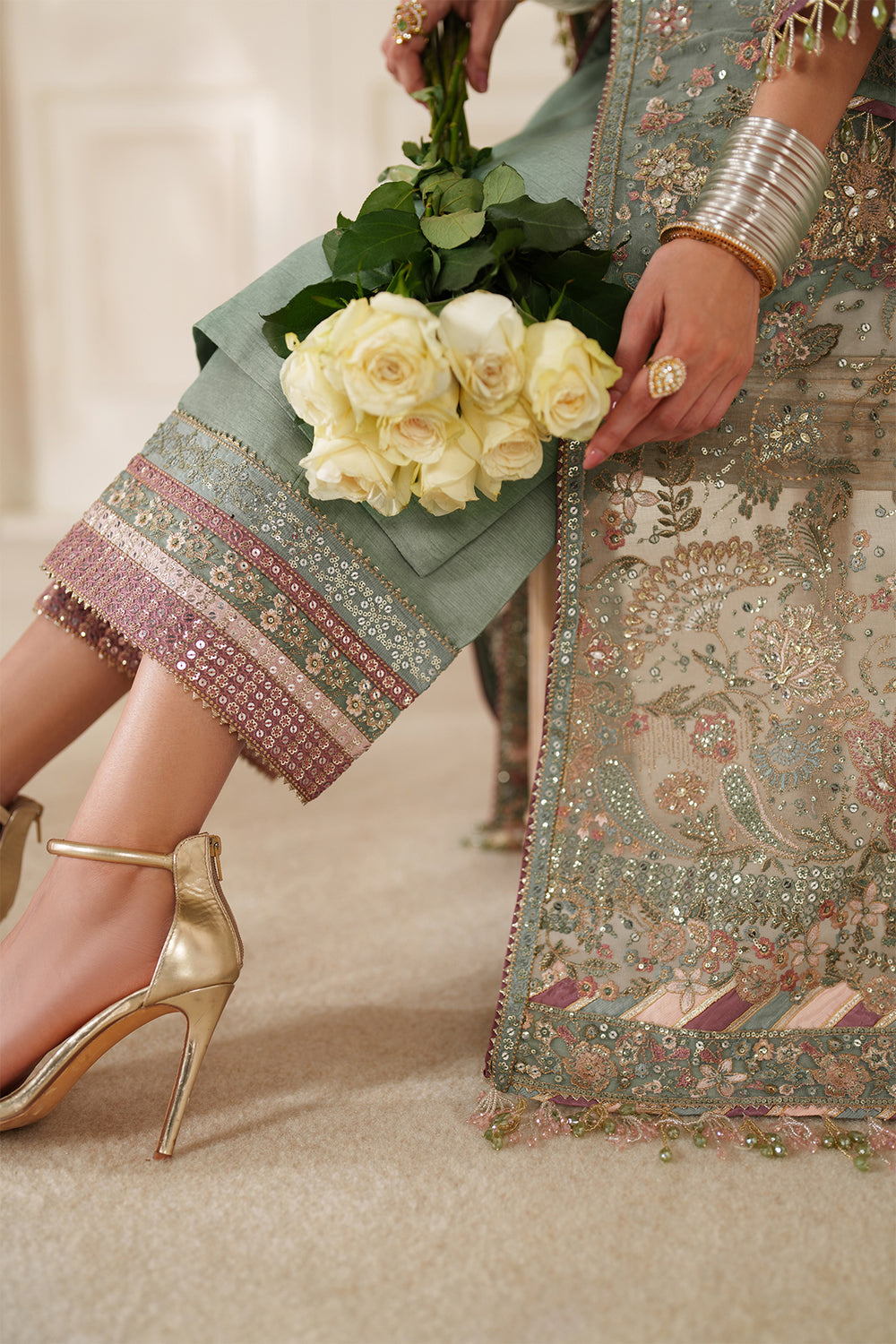 EMBROIDERED NET CH14-06