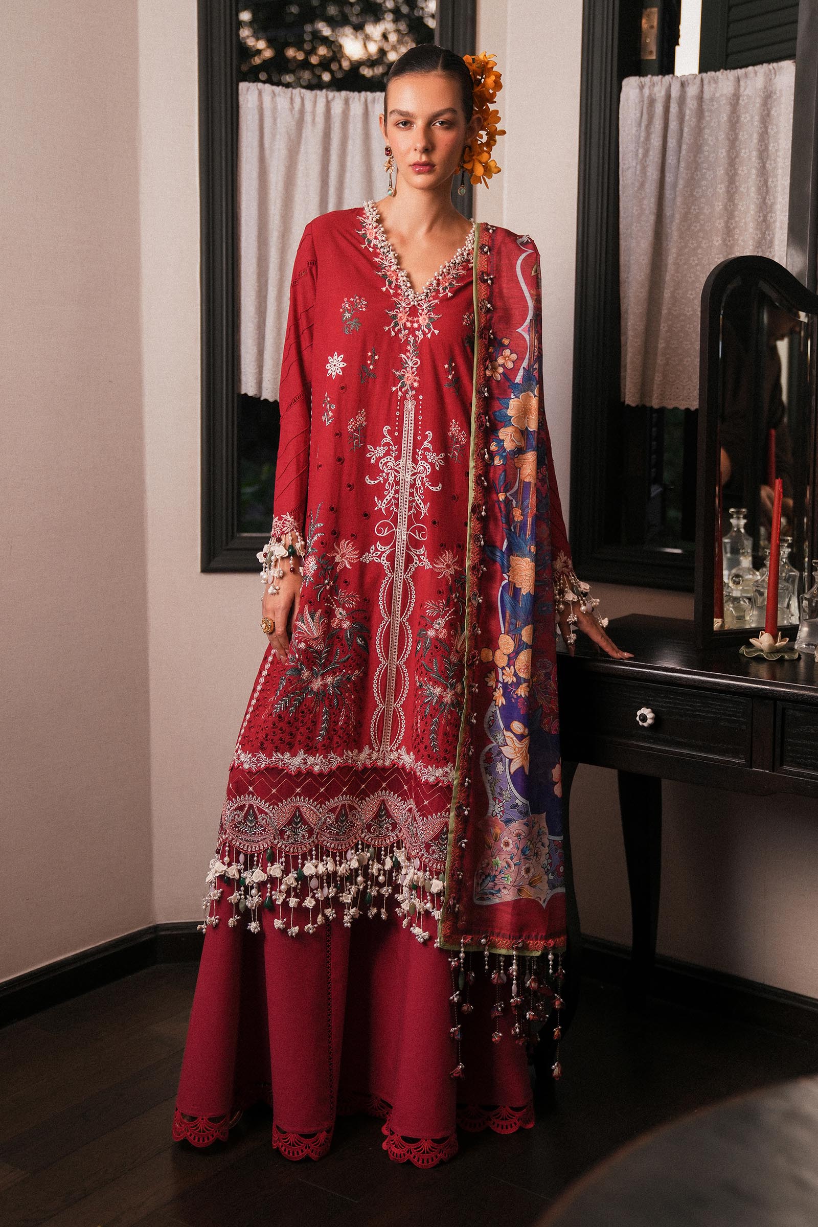 Sana Safinaz - Luxury Lawn Collection 2025 - 009A