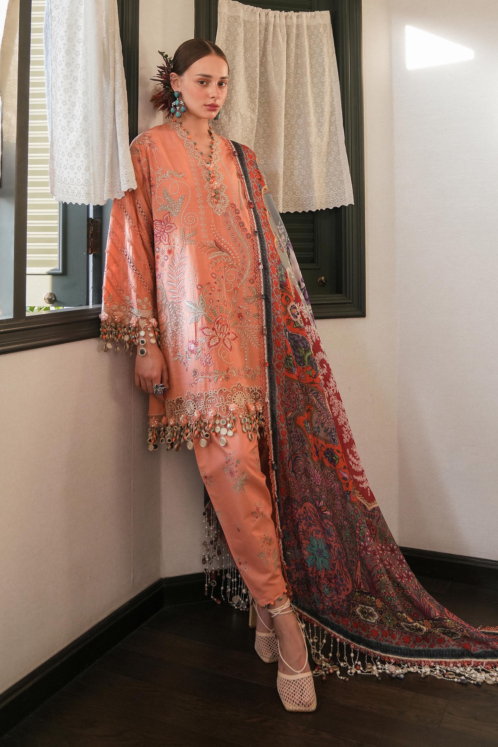 Sana Safinaz - Luxury Lawn Collection 2025 - 007A