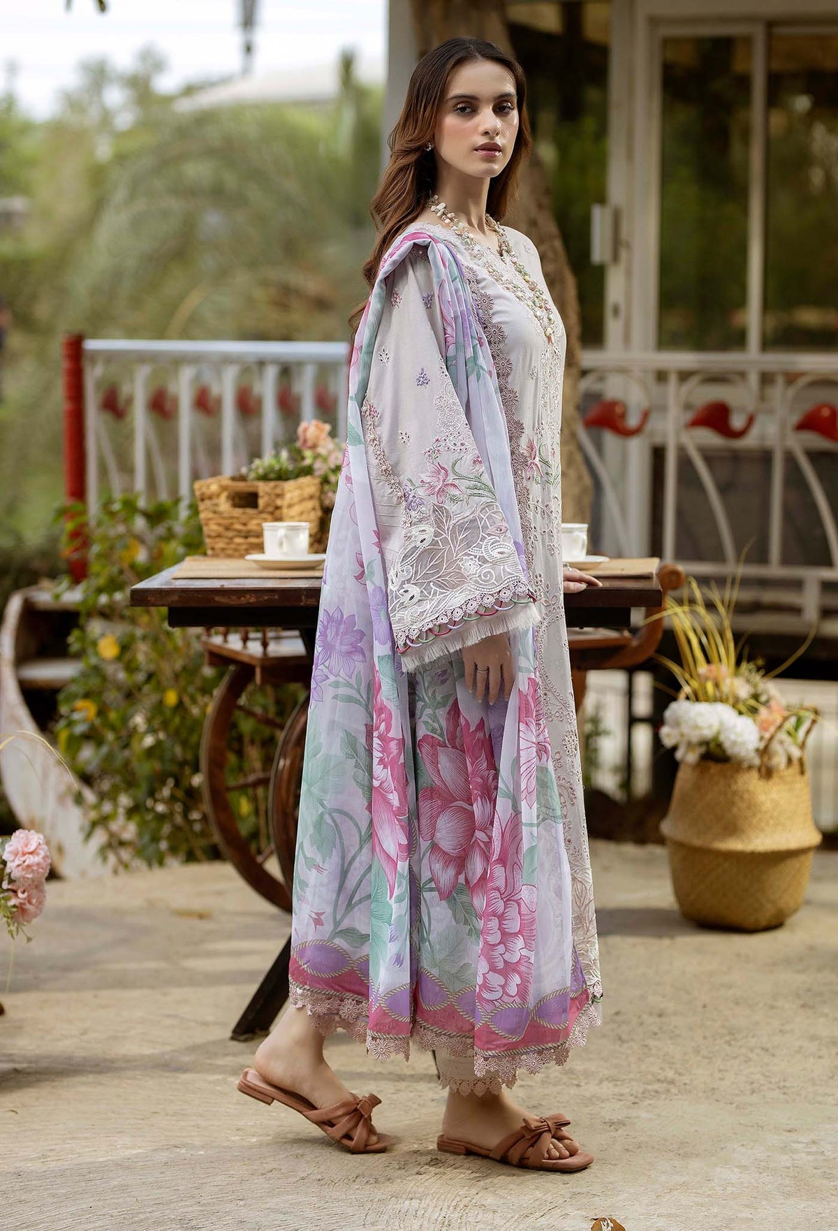Adan's Libas - Gardenia Luxury Lawn Collection 2025 - 2623