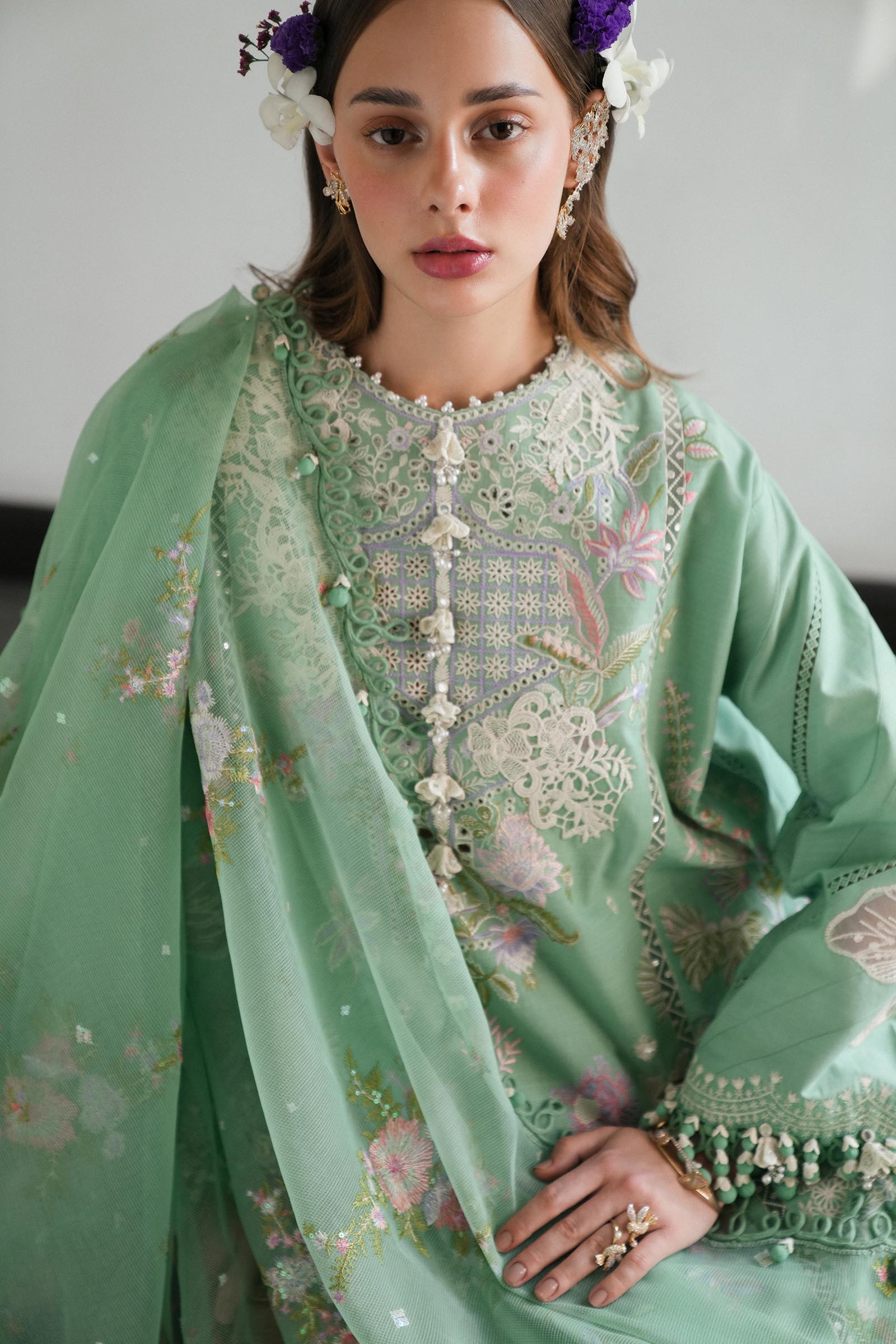 Sana Safinaz - Luxury Lawn Collection 2025 - 008A