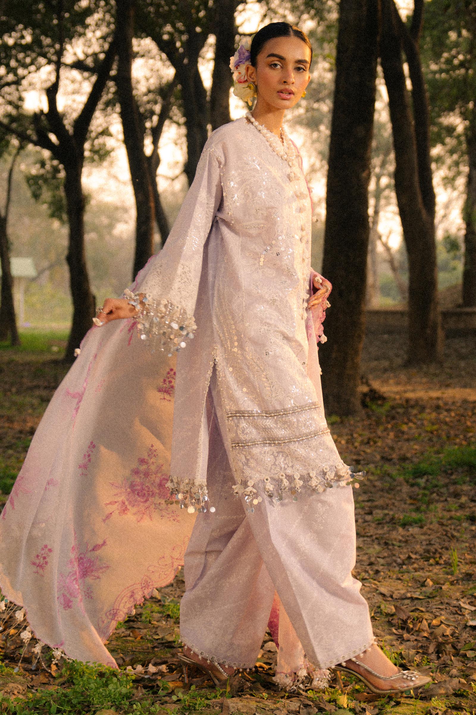 Sana Safinaz - Luxury Lawn Collection 2025 - 002B